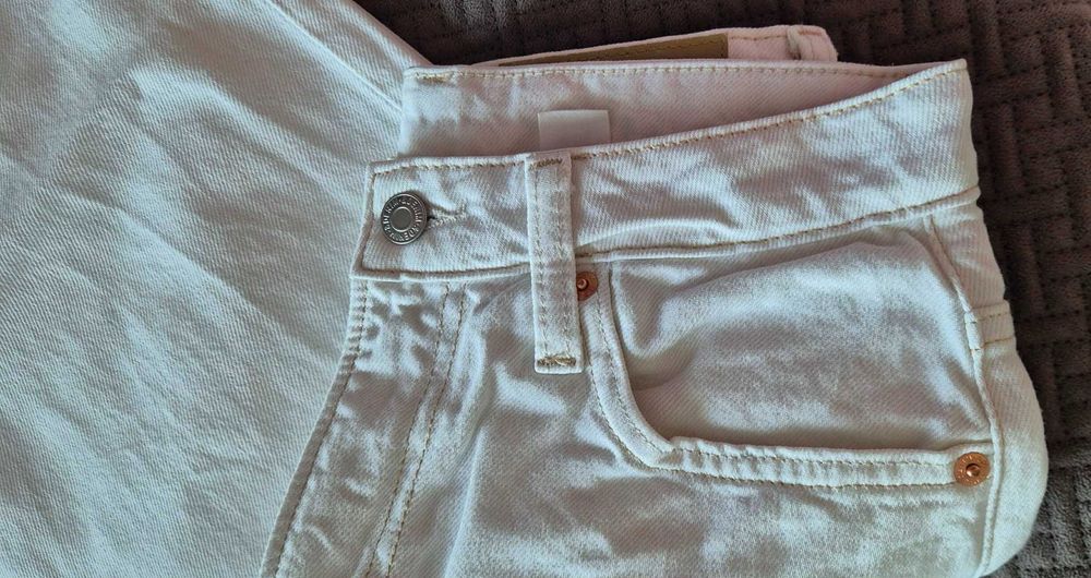 Бели дънки H&M - Baggy, Loose Fit