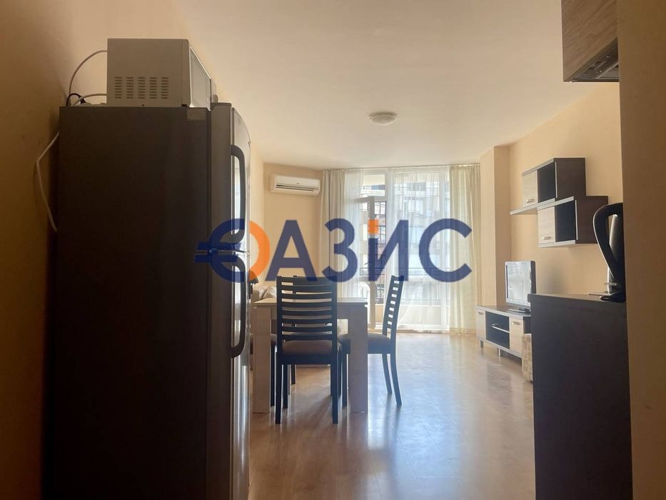 Продава се Двустаен апартамент в Свети Влас - 91 кв.м за 1594 €/кв.м - Снимка #4
