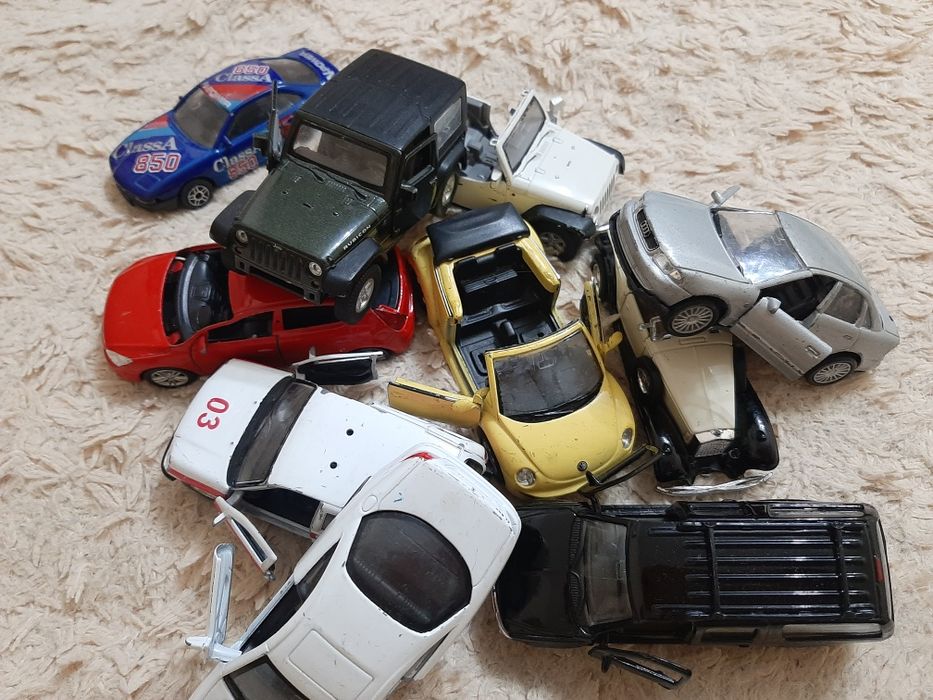 Продам игрушки разные