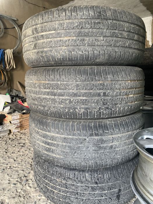 Летние шины комплект 4штук 285/60/18