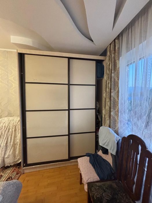 Шкаф от спальной гарнитуры