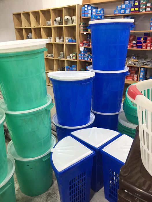 Цветочные горшки