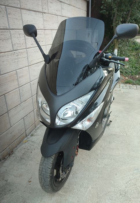 Yamaha T max 500cc   2010
