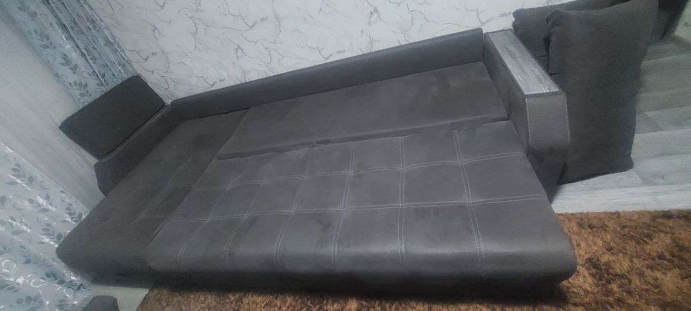 Продам диван и 2 кресла