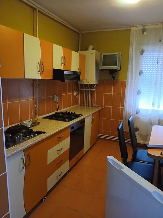 inchiriez apartament in cartieru armatei 2 camere Tranaveni