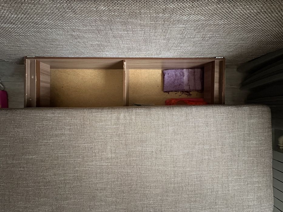 Продается диван в хорошем  состоянии