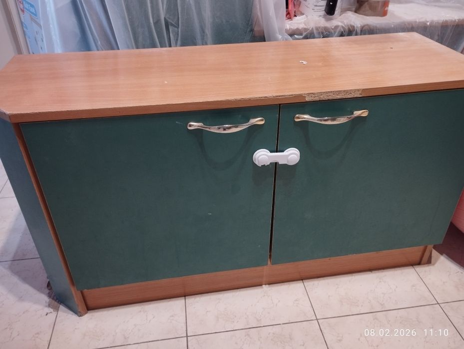 Шкафче за обувки