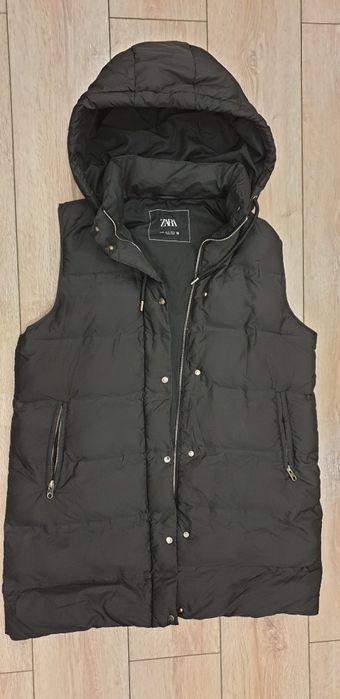 Vesta lunga cu gluga  ZARA