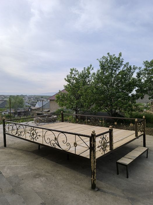 Тапчан сатылады жаңа.