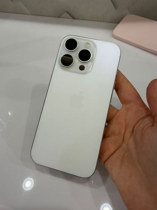 Продам iPhone 16pro