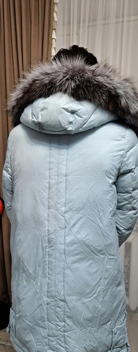 Продам женскую куртку