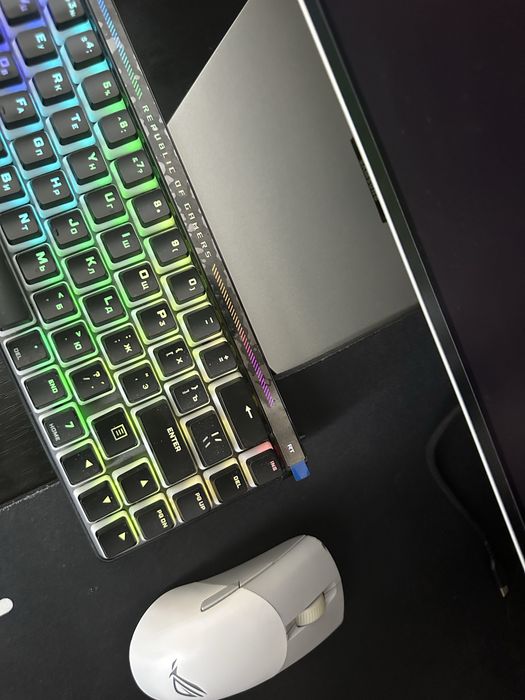 Asus Rog HFX nagnetic 8000hz