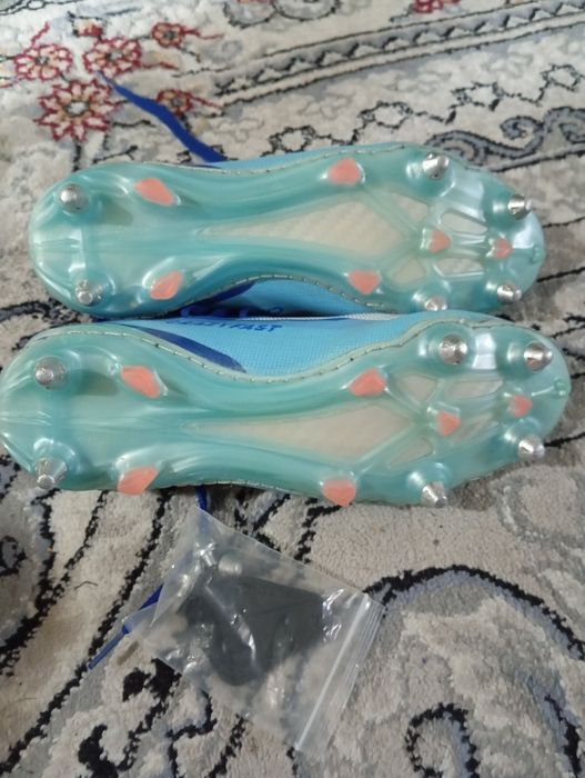 Бутсы(adidas X , temir tishli ) razmer:40