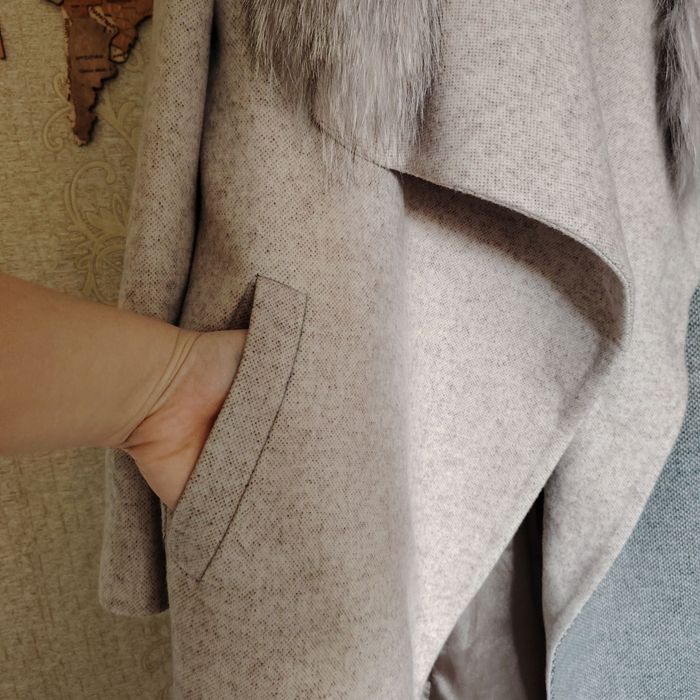 Кашемировое пальто с натуральным мехом. Производство Турция, бренд Alb