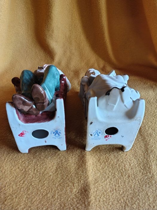 Bibelouri  bunicul și bunica pe scaune Arpo Curtea de Argeș