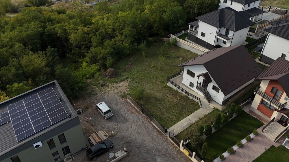 Casă din 2018 cu pădure