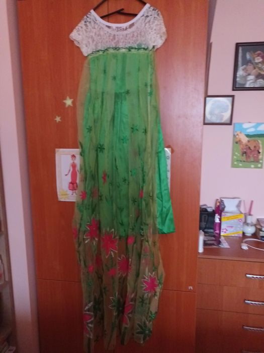 Детска рокля на Елза