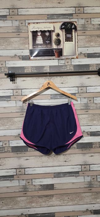 Nike M-дамски шорти (х-412)
