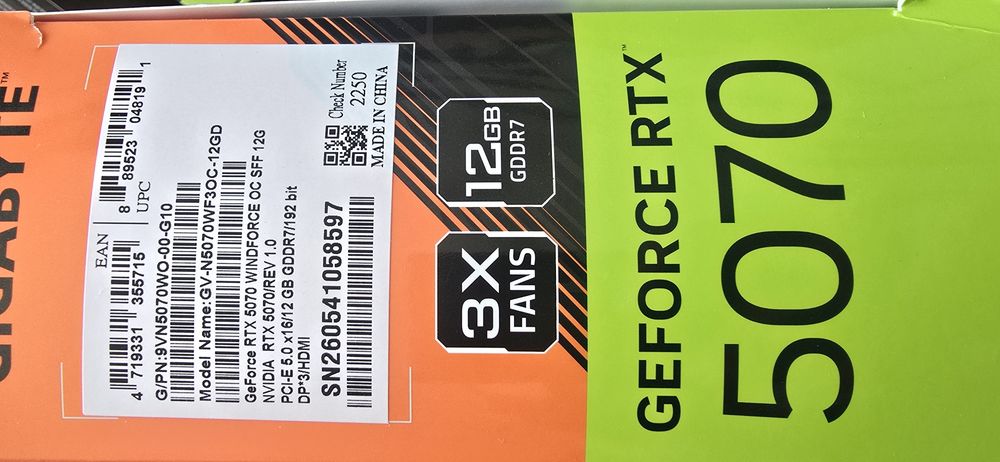 Placa video Nvidia Gigabyte GeForce RTX 5070 OC 12Gb GDDR7 DLSS 4
