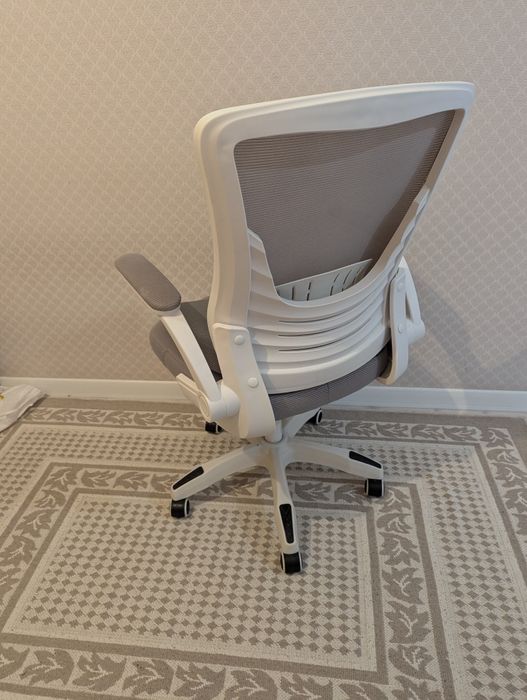 Стул компьютерный