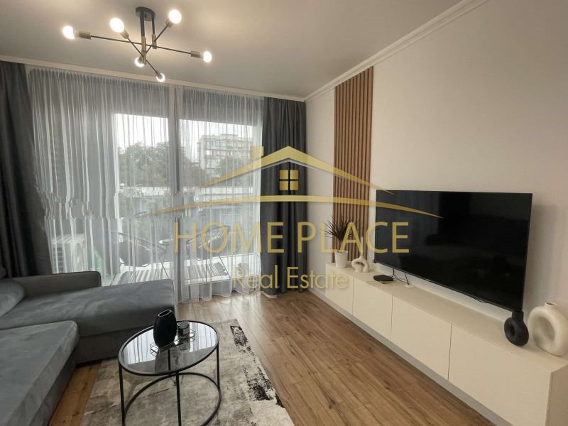 Дава се под наем Двустаен апартамент в Варна, Чайка - 58 кв.м за 816 € - Снимка #3