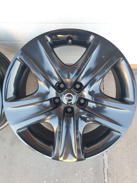 Оригинални железни джанти с тасове за ОПЕЛ OPEL R17 5x105 ET42 7J