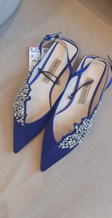 Vand pantofi zara noi