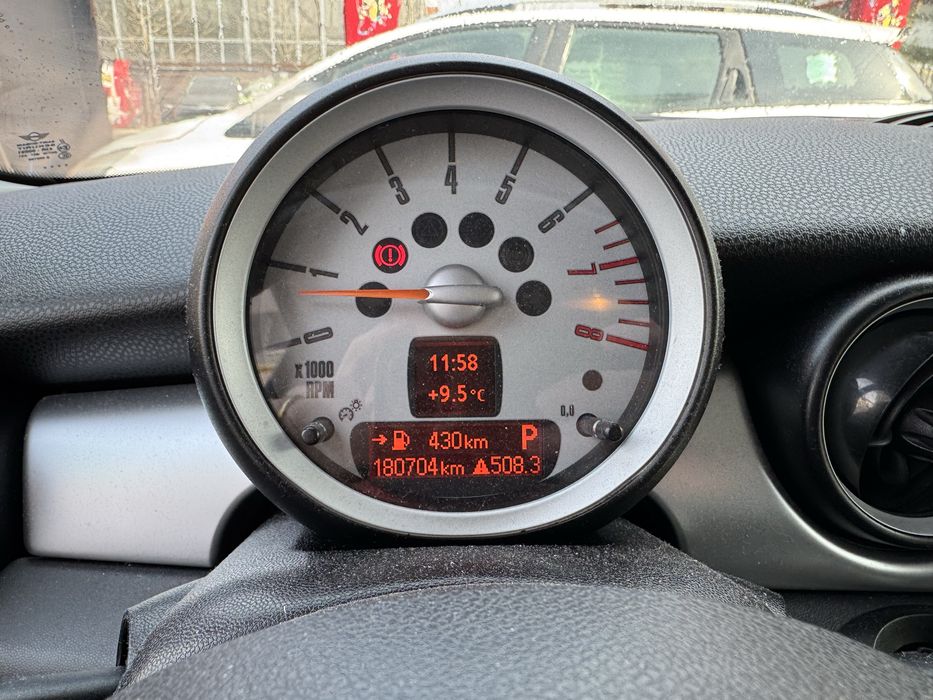 Mini Cooper One 1.4 benzina 2010 cutie automata