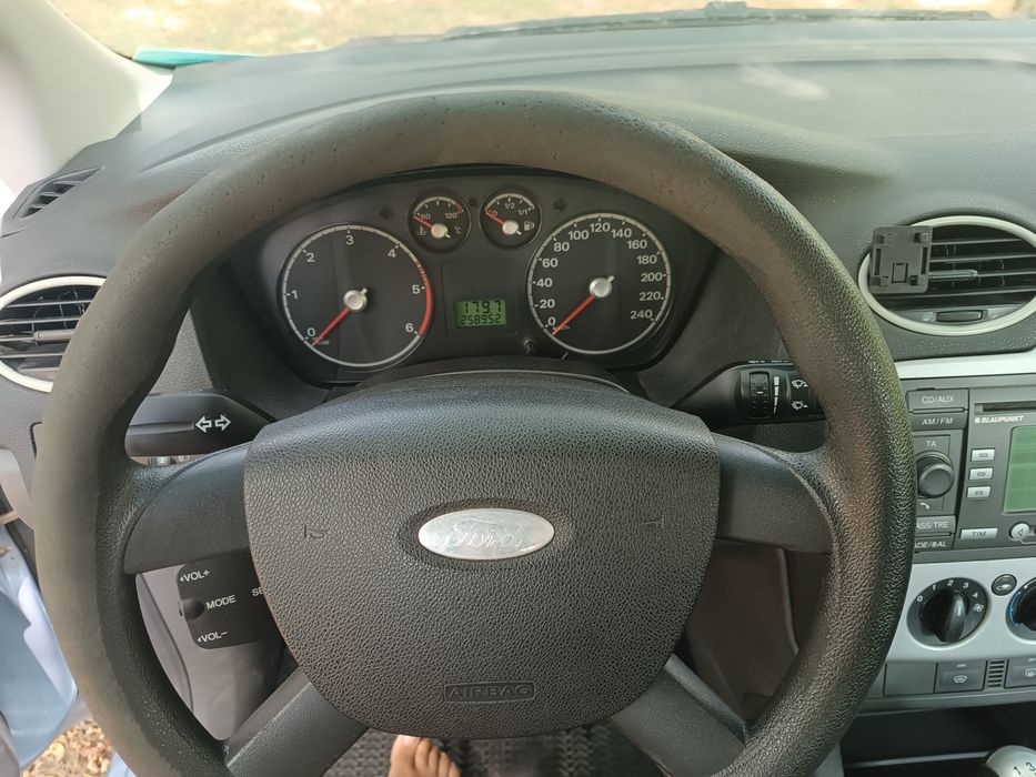 Vând Ford Focus 2006