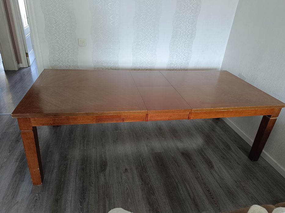 Стол раздвижной, в гостиную