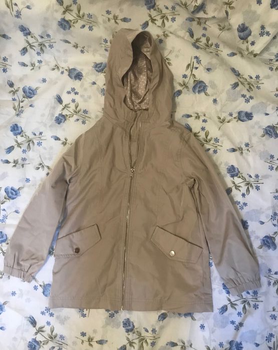 Vand geaca primavara, toamna, fete 8 ani