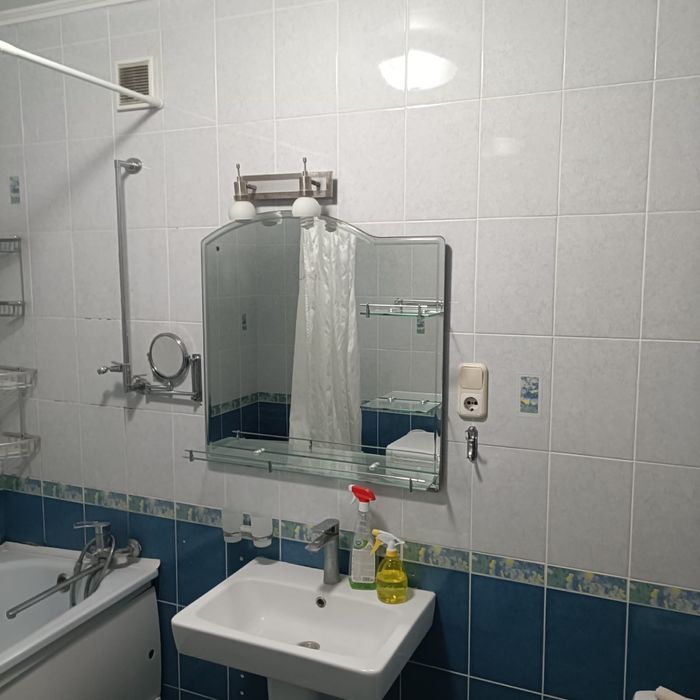 Продам 2 ком квартиру