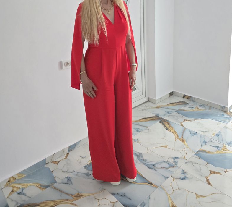 Salopeta roșie eleganta
