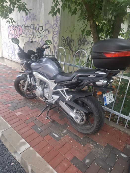 Yamaha fz6 2005.