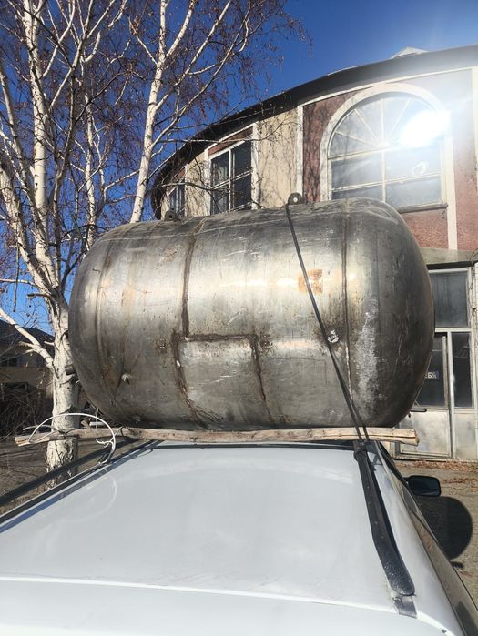 Нержавейка продам 350. Емкость