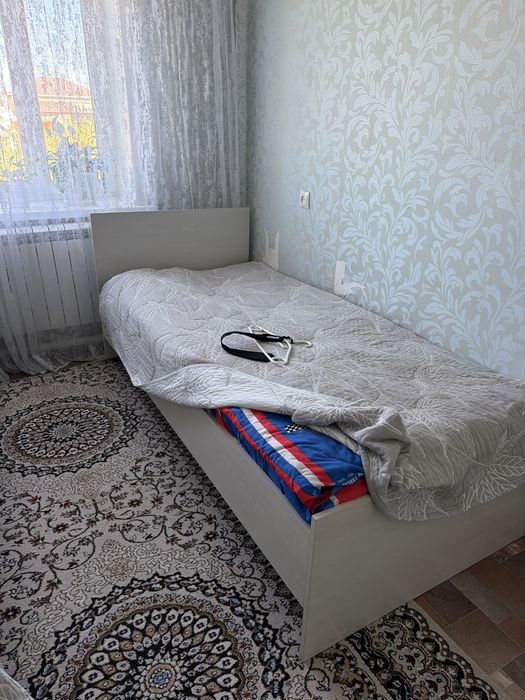 Продам шкаф и 2 кровати