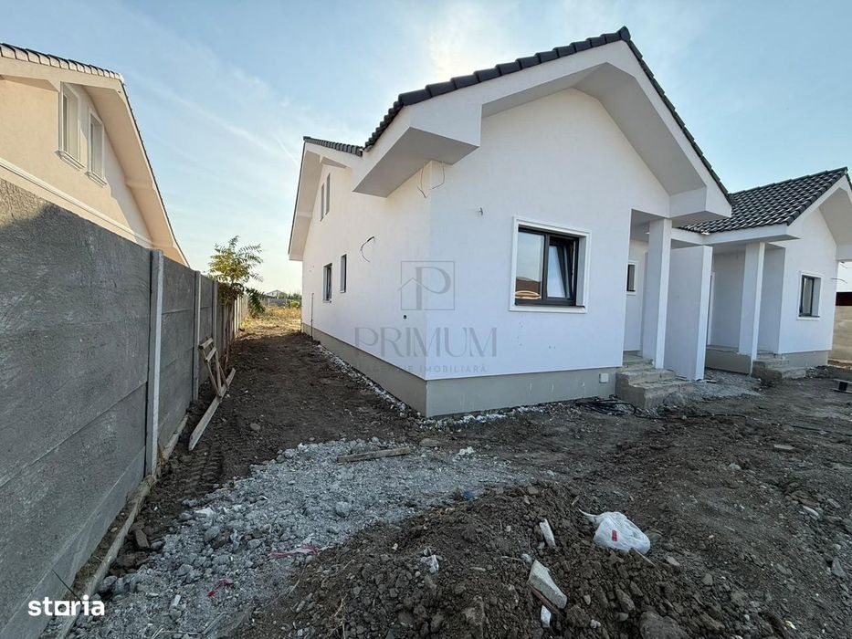 Duplex Pe Parter Cu Pod Mansardabil | MoșNițA Veche