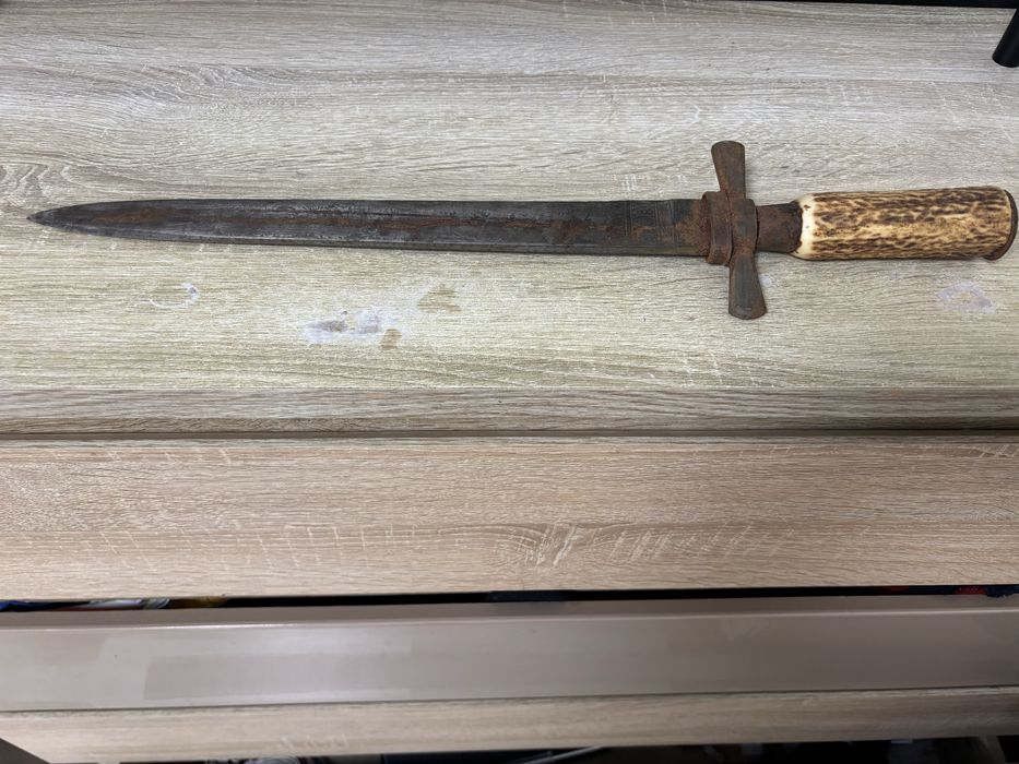 Vand baioneta veche stare foste buna necesita decat curatare