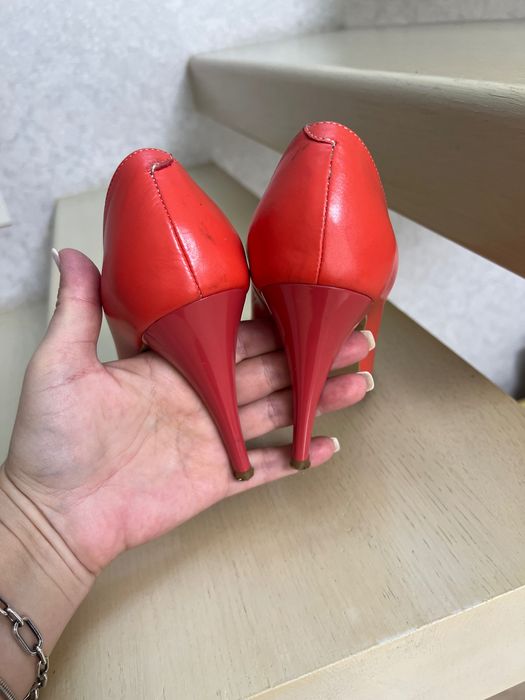 Pantofi stiletto corai mar.39