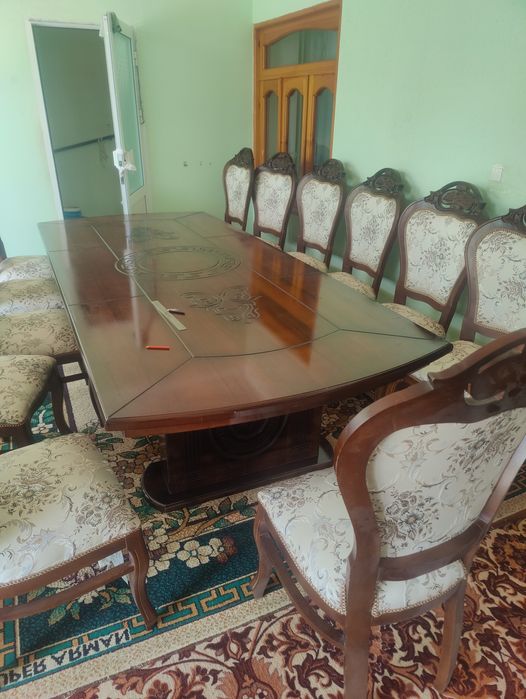 Stol-stul 12 personli