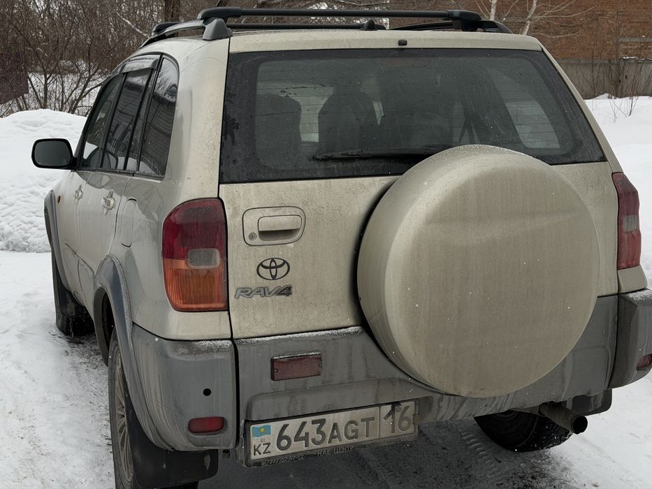 Пролажа Toyota RAV4