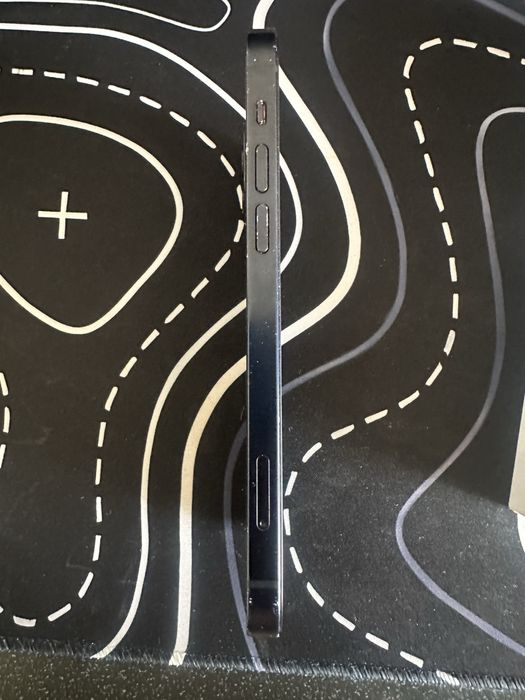 Iphone 12 64 Gb Черный 79%