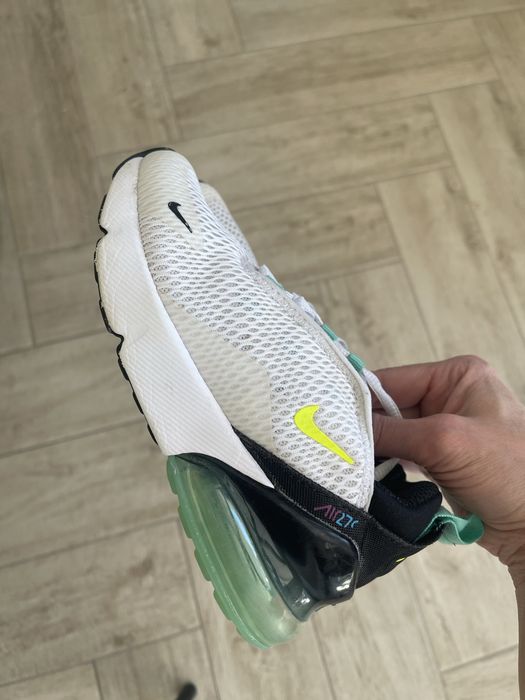 Kids' Air Max 270 Sneaker, EU 29.5