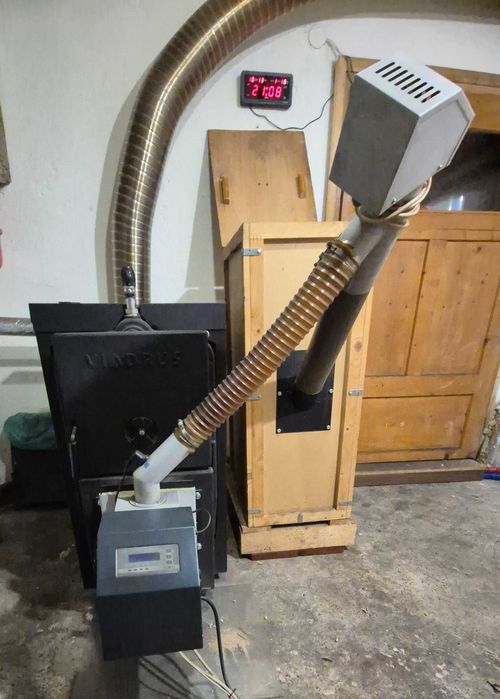 Комбиниран котел на твърдо гориво и пелети viadrus 22 basic bisolid gp