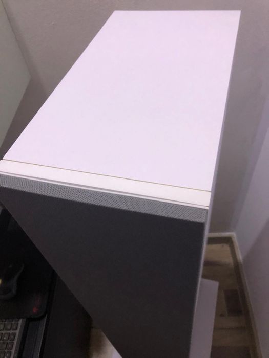 Boxe podea b&w 683s2