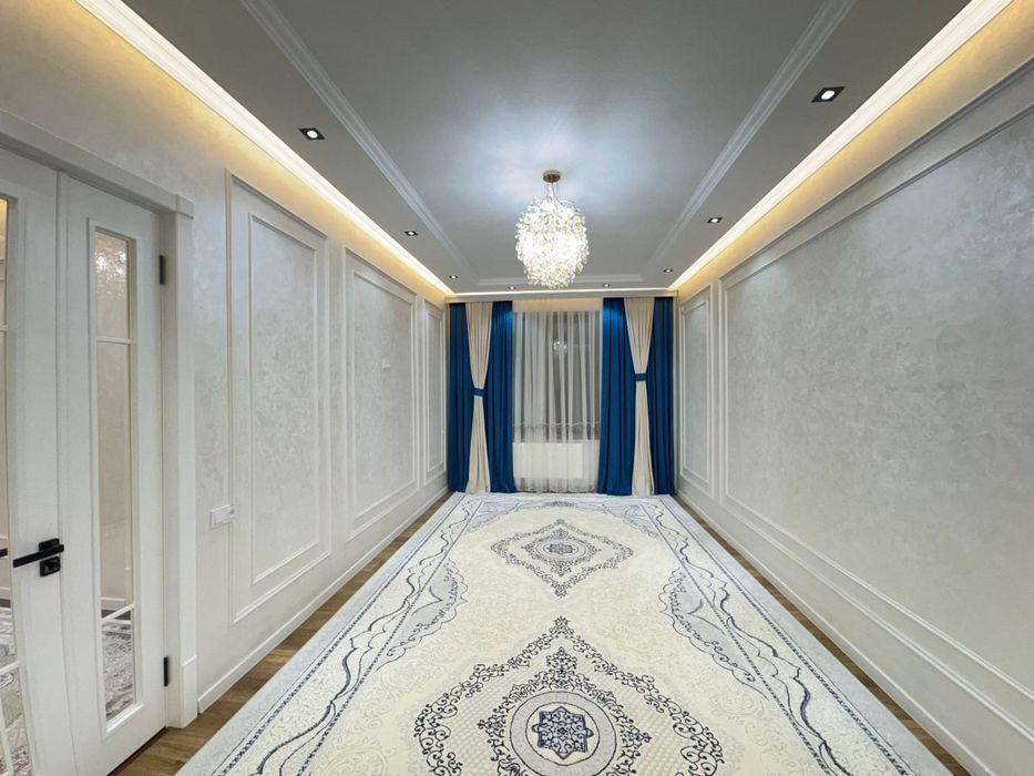 3 xonali kvartira sotiladi + katta hall aeroport tarafda