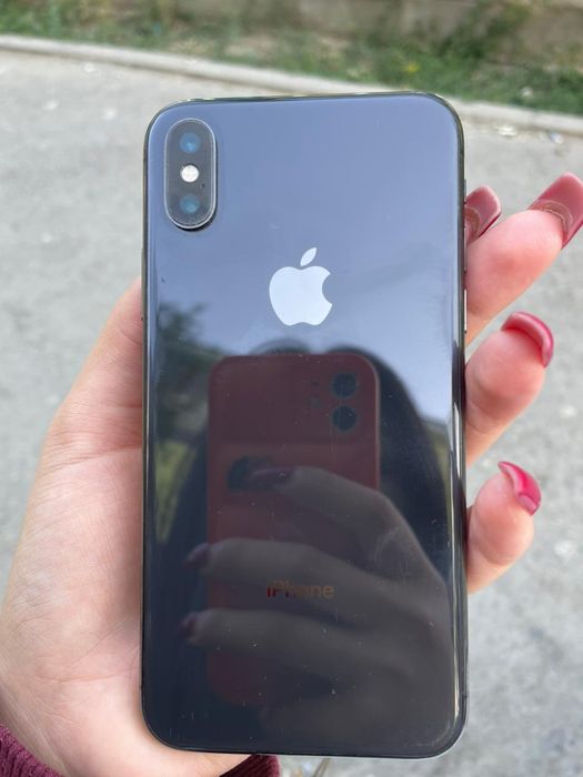 Айфон х                    О