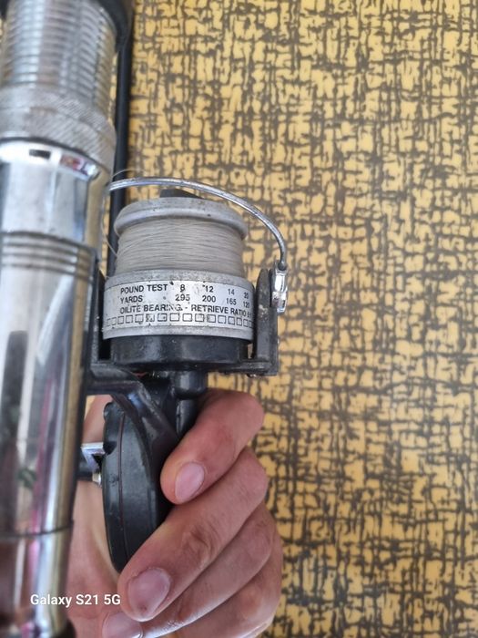 Много въдици и телескоп