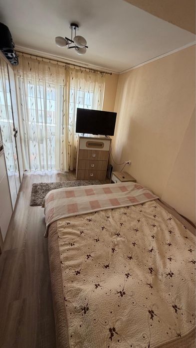 Vand apartament 2 camere