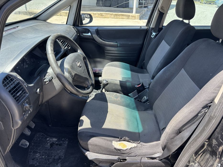 Opel Zafira На части 2 броя
